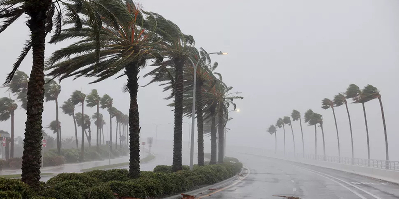 Broadcasters go wall-to-wall to cover Hurricane Ian.